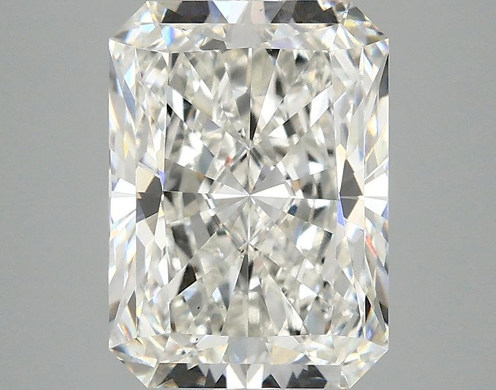 3.1 Carat Radiant Shaped Excellent Cut VS1 IGI Certified Lab Grown Diamond