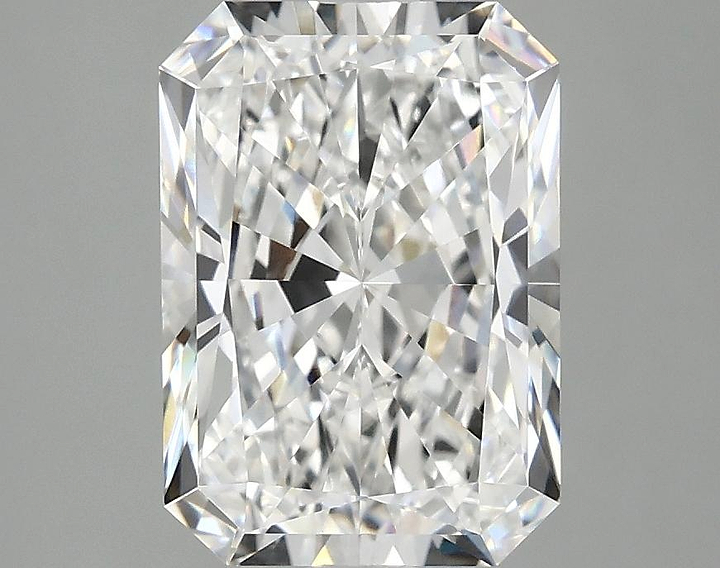 3.05 Carat Radiant Shaped Ideal Cut VVS2 IGI Certified Lab Grown Diamond
