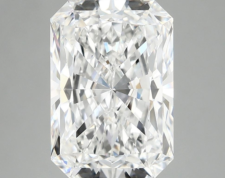 4.08 Carat Radiant Shaped Ideal Cut VVS2 IGI Certified Lab Grown Diamond