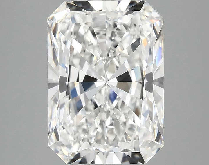 4.03 Carat Radiant Shaped Ideal Cut VVS2 IGI Certified Lab Grown Diamond