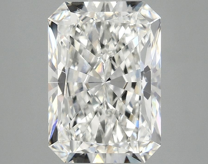 3.08 Carat Radiant Shaped Ideal Cut VVS2 IGI Certified Lab Grown Diamond