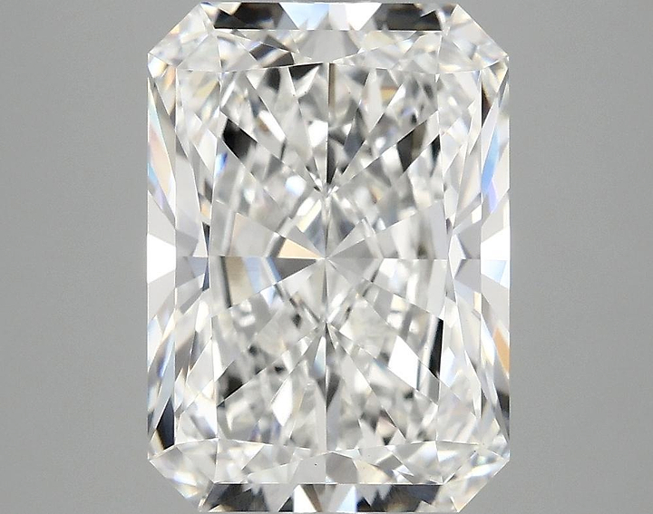 4.19 Carat Radiant Shaped Ideal Cut VS1 IGI Certified Lab Grown Diamond
