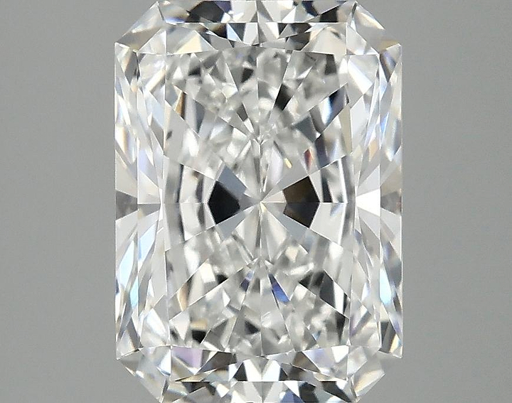3.05 Carat Radiant Shaped Ideal Cut VVS2 IGI Certified Lab Grown Diamond