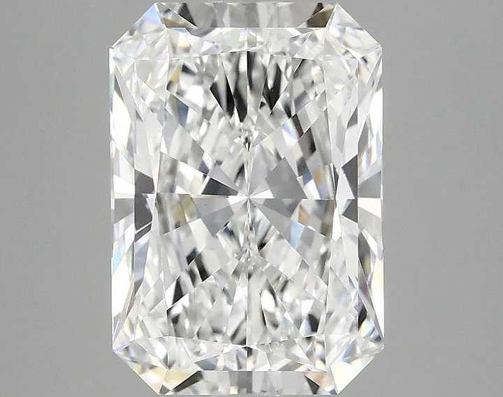 3.08 Carat Radiant Shaped Ideal Cut VVS2 IGI Certified Lab Grown Diamond