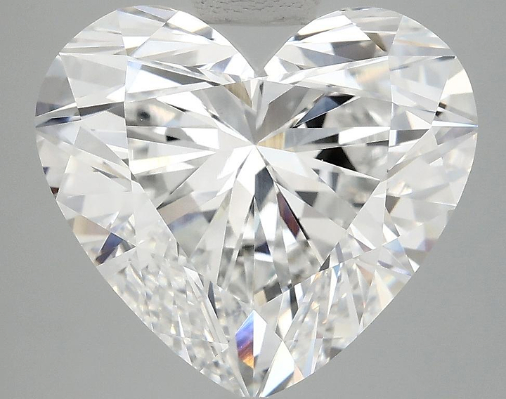 6.47 Carat Heart Shaped Ideal Cut VVS2 IGI Certified Lab Grown Diamond