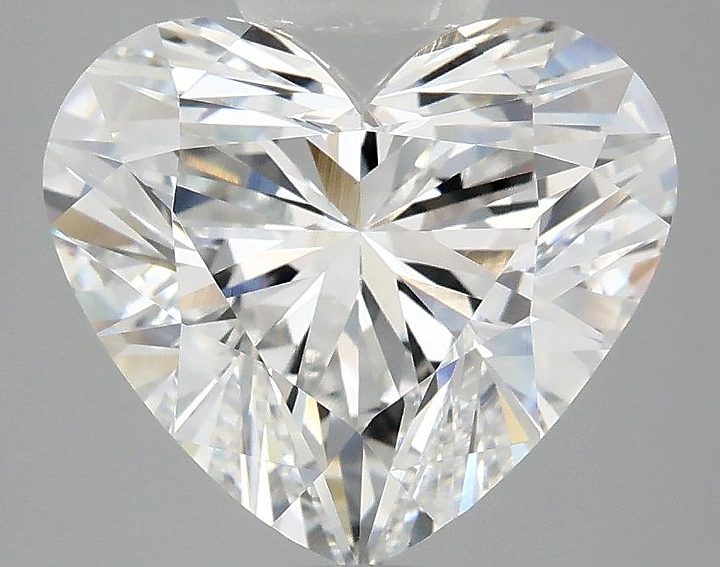 4.0 Carat Heart Shaped Ideal Cut VVS2 IGI Certified Lab Grown Diamond