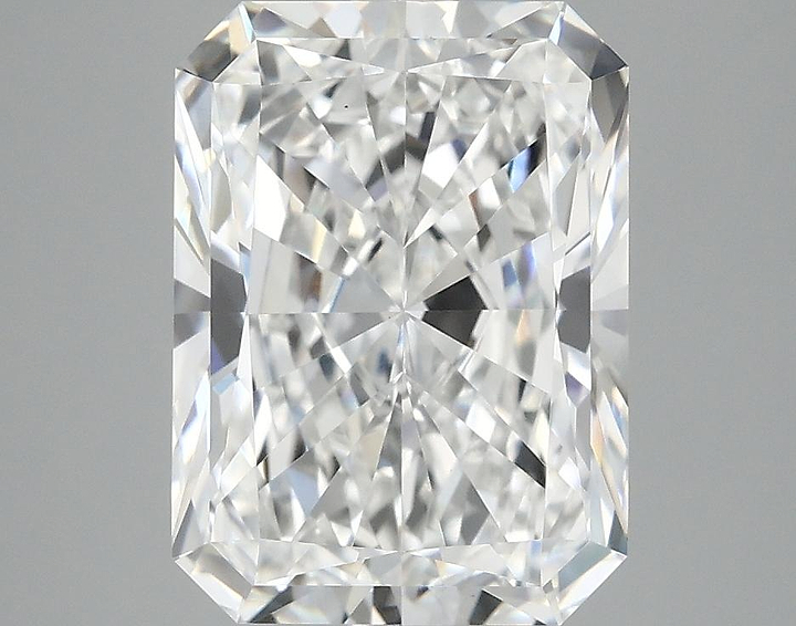 3.82 Carat Radiant Shaped Excellent Cut VS1 IGI Certified Lab Grown Diamond