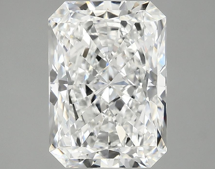 2.97 Carat Radiant Shaped Ideal Cut VVS2 IGI Certified Lab Grown Diamond