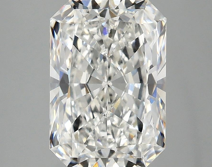 3.07 Carat Radiant Shaped Ideal Cut VS1 IGI Certified Lab Grown Diamond