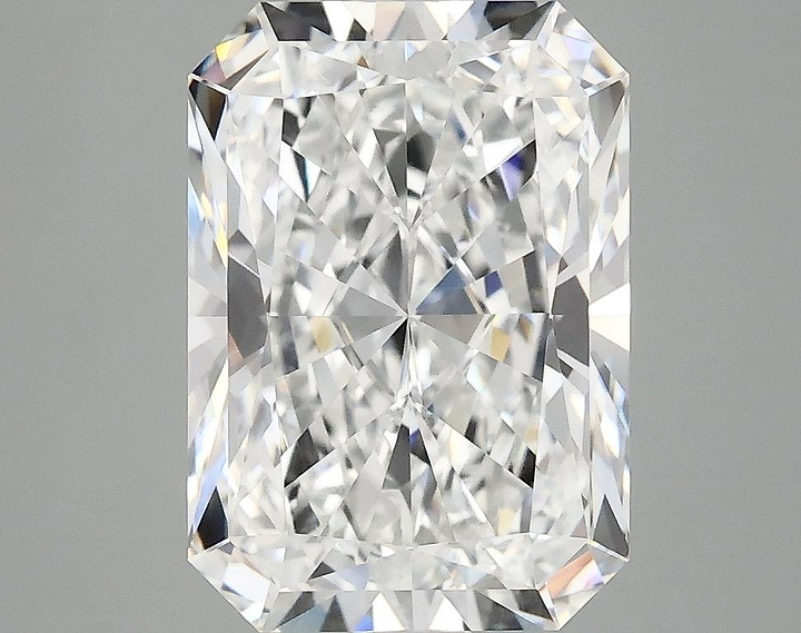 4.18 Carat Radiant Shaped Ideal Cut VVS2 IGI Certified Lab Grown Diamond