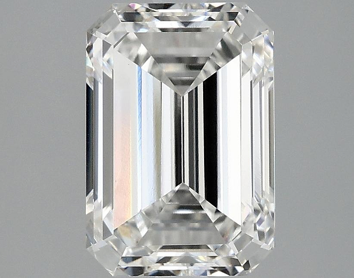 2.5 Carat Emerald Shaped Ideal Cut VVS2 IGI Certified Lab Grown Diamond