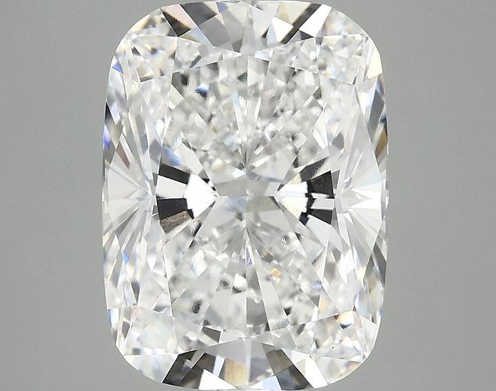 4.1 Carat Cushion Shaped Excellent Cut VS1 IGI Certified Lab Grown Diamond