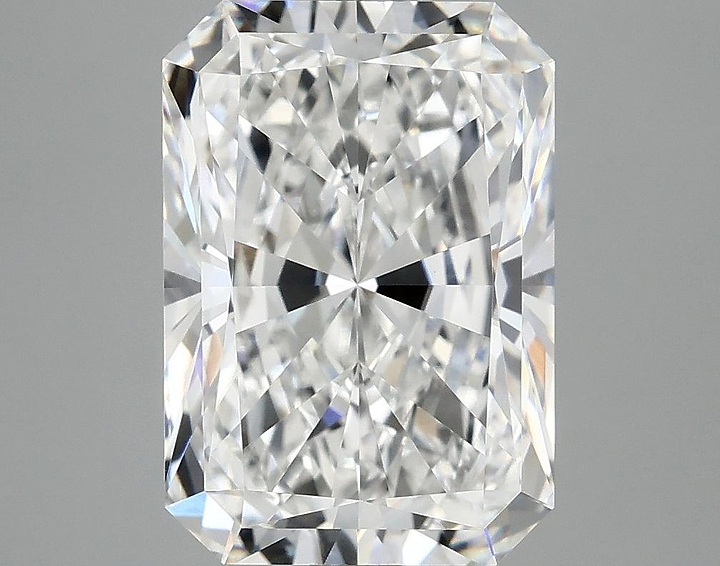 4.19 Carat Radiant Shaped Ideal Cut VVS2 IGI Certified Lab Grown Diamond