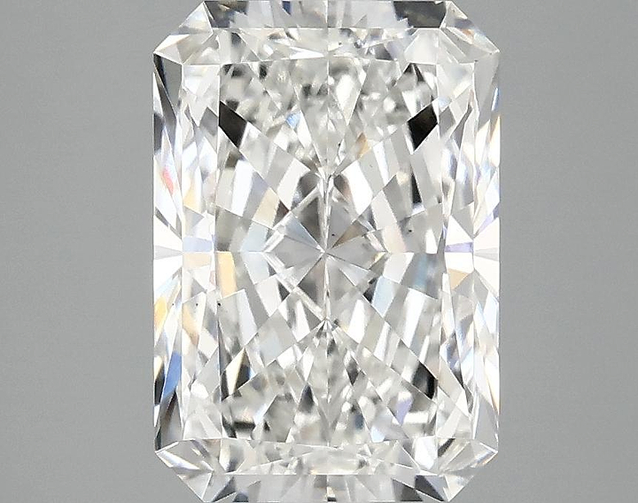 2.8 Carat Radiant Shaped Ideal Cut VS2 IGI Certified Lab Grown Diamond