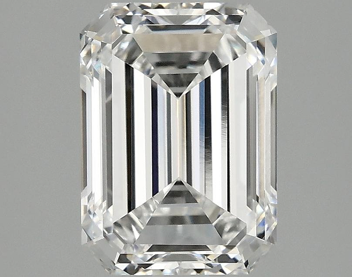 2.5 Carat Emerald Shaped Excellent Cut VVS2 IGI Certified Lab Grown Diamond