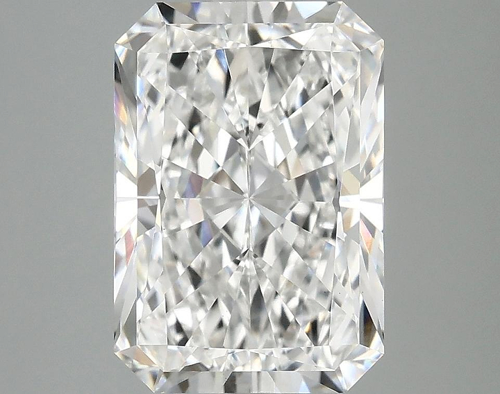 3.67 Carat Radiant Shaped Ideal Cut VS1 IGI Certified Lab Grown Diamond