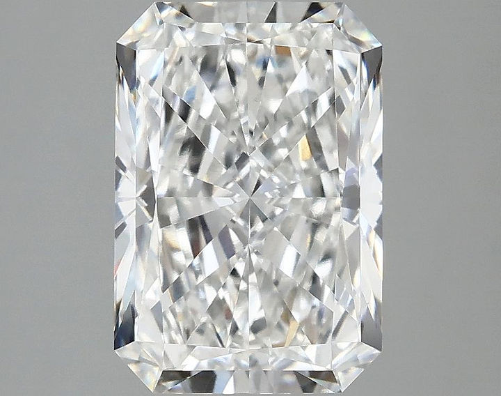 3.05 Carat Radiant Shaped Ideal Cut VS1 IGI Certified Lab Grown Diamond