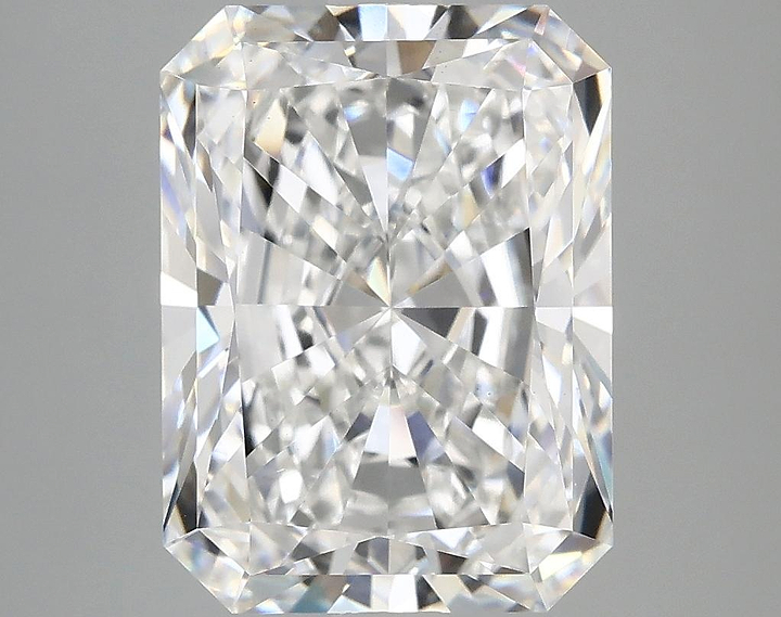 4.9 Carat Radiant Shaped Excellent Cut VS1 IGI Certified Lab Grown Diamond
