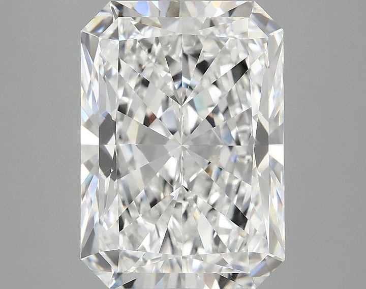 4.07 Carat Radiant Shaped Ideal Cut VVS2 IGI Certified Lab Grown Diamond