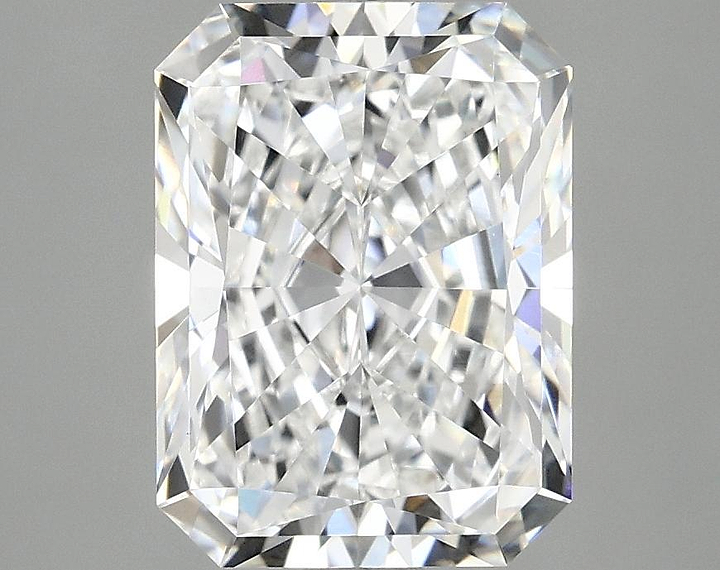 3.05 Carat Radiant Shaped Excellent Cut VVS2 IGI Certified Lab Grown Diamond