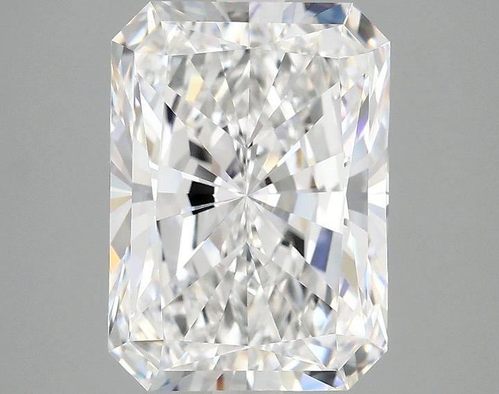 4.16 Carat Radiant Shaped Excellent Cut VVS2 IGI Certified Lab Grown Diamond