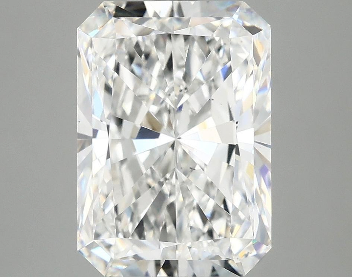 4.0 Carat Radiant Shaped Ideal Cut VS2 IGI Certified Lab Grown Diamond