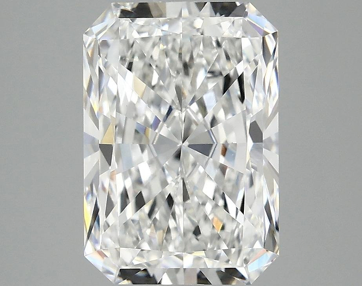 3.02 Carat Radiant Shaped Ideal Cut VVS2 IGI Certified Lab Grown Diamond