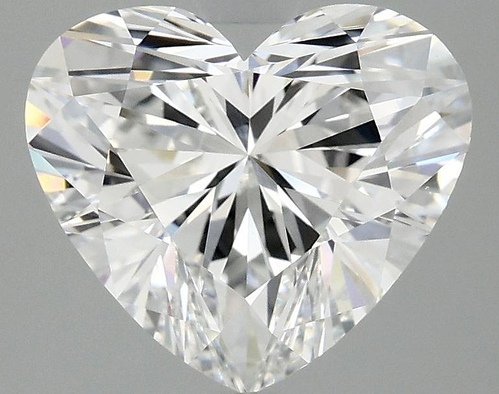 3.08 Carat Heart Shaped Ideal Cut VS1 IGI Certified Lab Grown Diamond
