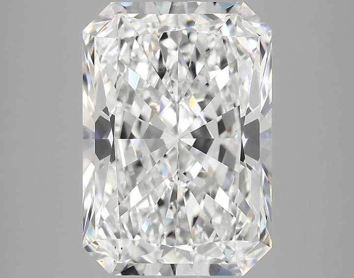 4.11 Carat Radiant Shaped Ideal Cut VS2 IGI Certified Lab Grown Diamond