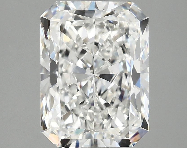 2.92 Carat Radiant Shaped Excellent Cut VVS2 IGI Certified Lab Grown Diamond