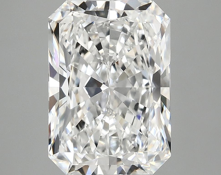 4.07 Carat Radiant Shaped Ideal Cut VVS2 IGI Certified Lab Grown Diamond