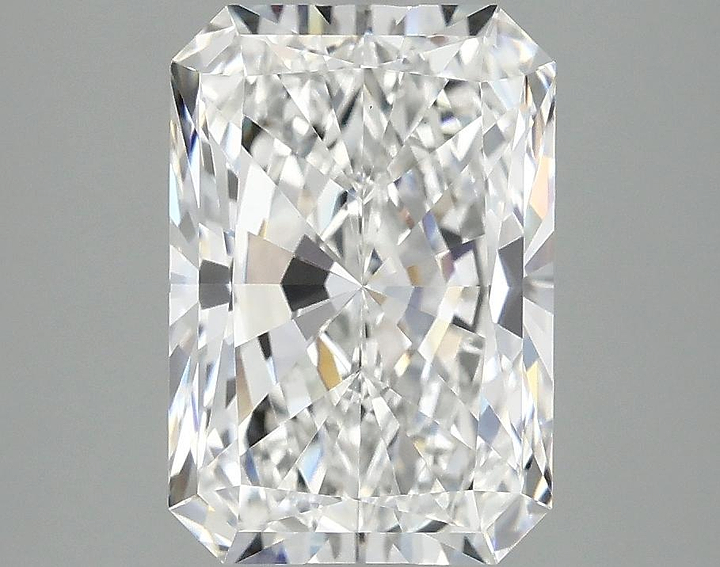 3.07 Carat Radiant Shaped Ideal Cut VVS2 IGI Certified Lab Grown Diamond