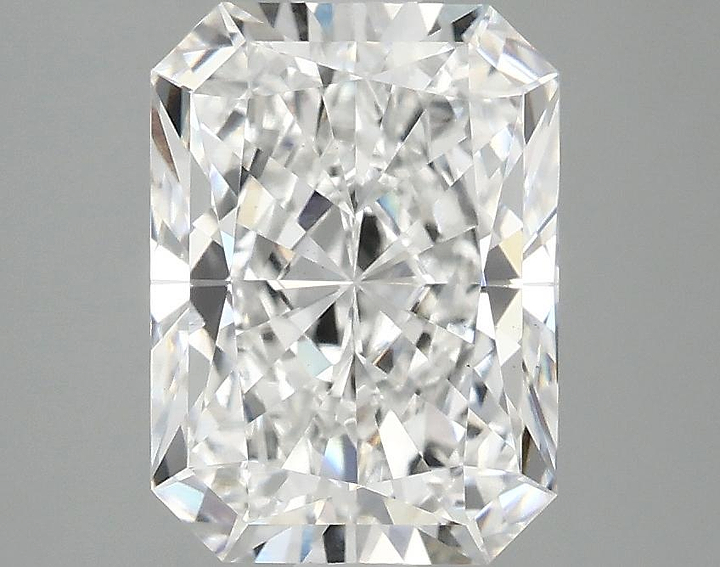 2.8 Carat Radiant Shaped Excellent Cut VS1 IGI Certified Lab Grown Diamond