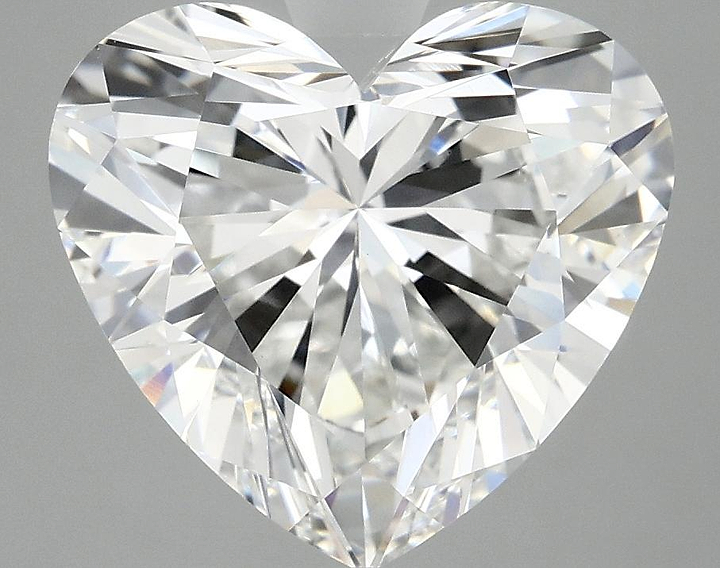 5.03 Carat Heart Shaped Ideal Cut VVS2 IGI Certified Lab Grown Diamond