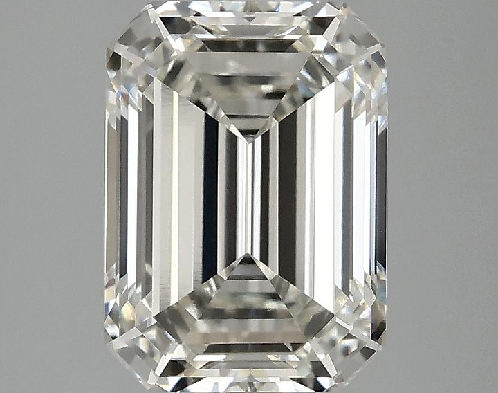 3.05 Carat Emerald Shaped Excellent Cut VS1 IGI Certified Lab Grown Diamond