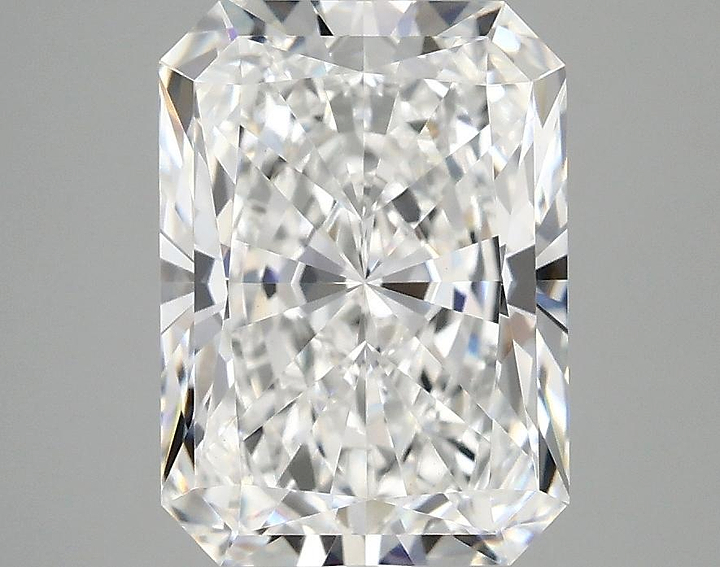 3.06 Carat Radiant Shaped Excellent Cut VS1 IGI Certified Lab Grown Diamond