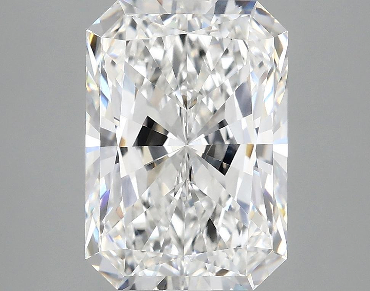4.06 Carat Radiant Shaped Ideal Cut VVS2 IGI Certified Lab Grown Diamond