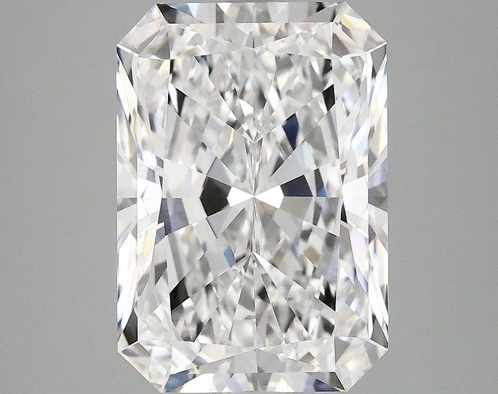 4.99 Carat Radiant Shaped Ideal Cut VVS2 IGI Certified Lab Grown Diamond