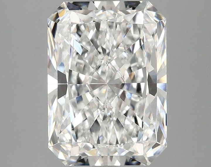 3.08 Carat Radiant Shaped Excellent Cut VVS2 IGI Certified Lab Grown Diamond