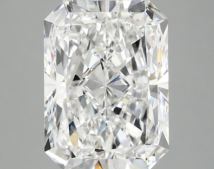 2.99 Carat Radiant Shaped Excellent Cut VS1 IGI Certified Lab Grown Diamond