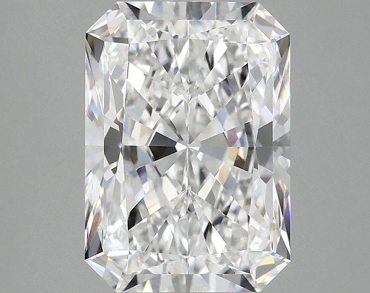 3.03 Carat Radiant Shaped Ideal Cut VVS2 IGI Certified Lab Grown Diamond