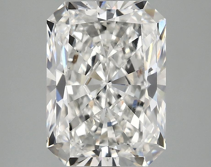 3.58 Carat Radiant Shaped Excellent Cut VS1 IGI Certified Lab Grown Diamond