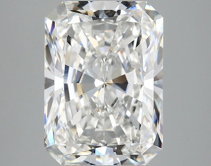 4.19 Carat Radiant Shaped Excellent Cut VVS2 IGI Certified Lab Grown Diamond