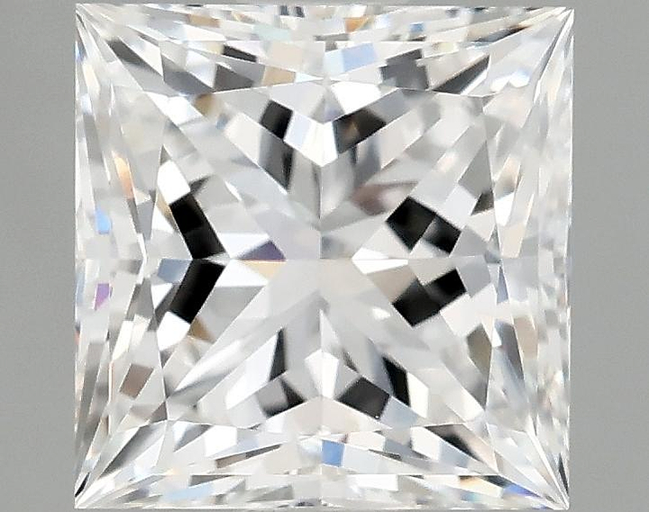 2.07 Carat Princess Shaped Ideal Cut VVS2 IGI Certified Lab Grown Diamond