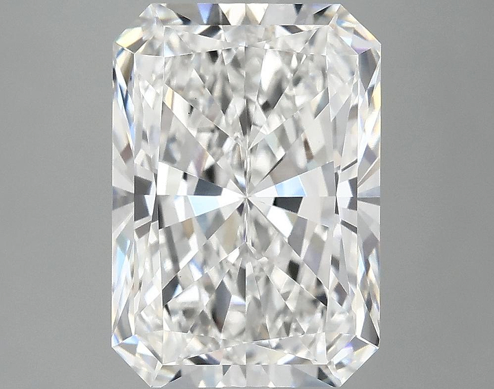 4.35 Carat Radiant Shaped Ideal Cut VS1 IGI Certified Lab Grown Diamond