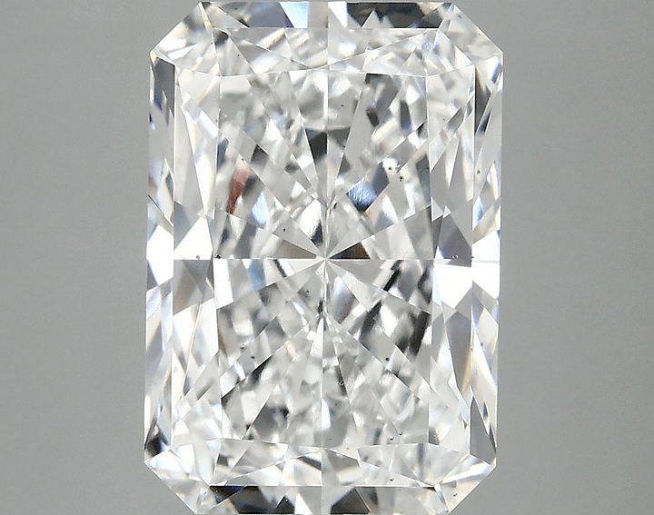5.03 Carat Radiant Shaped Ideal Cut SI1 IGI Certified Lab Grown Diamond