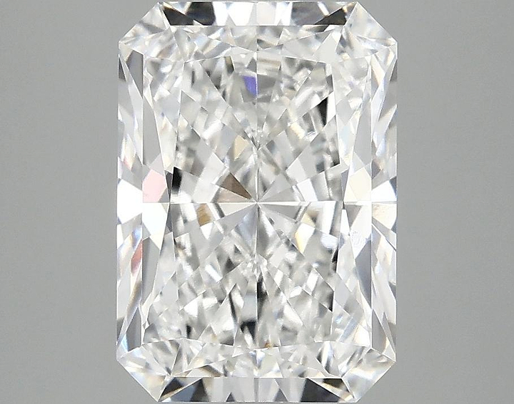 3.08 Carat Radiant Shaped Ideal Cut VVS2 IGI Certified Lab Grown Diamond
