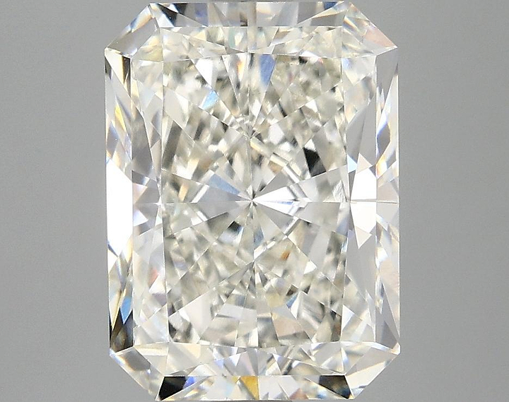 4.01 Carat Radiant Shaped Excellent Cut VS1 IGI Certified Lab Grown Diamond