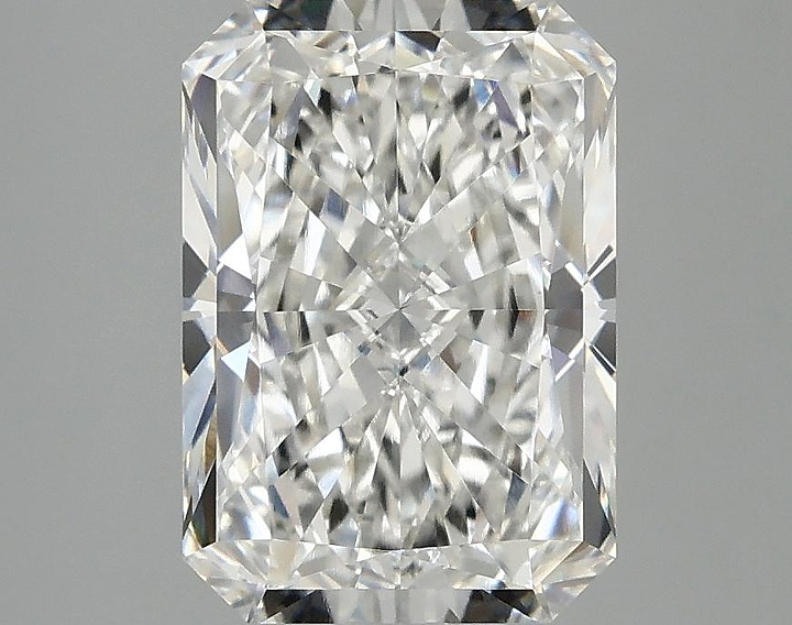 3.1 Carat Radiant Shaped Ideal Cut VVS2 IGI Certified Lab Grown Diamond