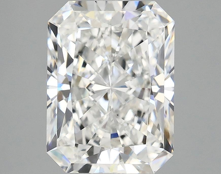 3.02 Carat Radiant Shaped Excellent Cut VS1 IGI Certified Lab Grown Diamond